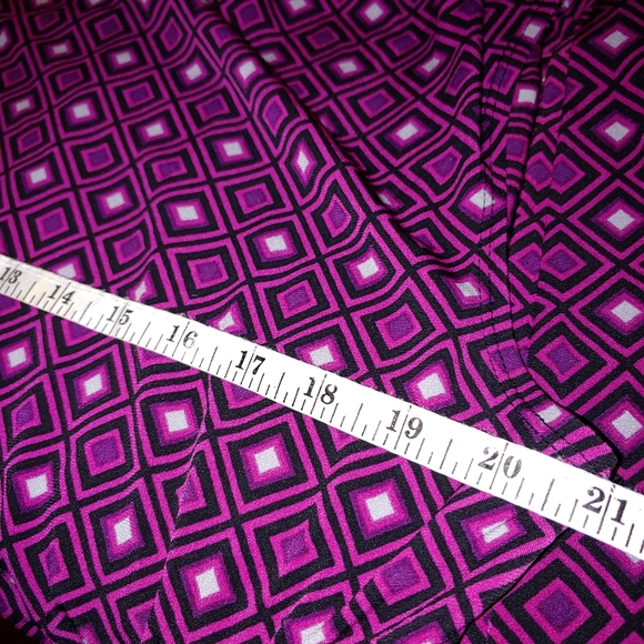 2 pc skirt set - Picture 7 of 7